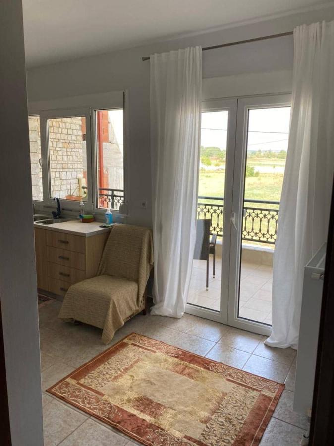 Polys Apartment And Paraskevi Studio With View โตเลเมดา ภายนอก รูปภาพ