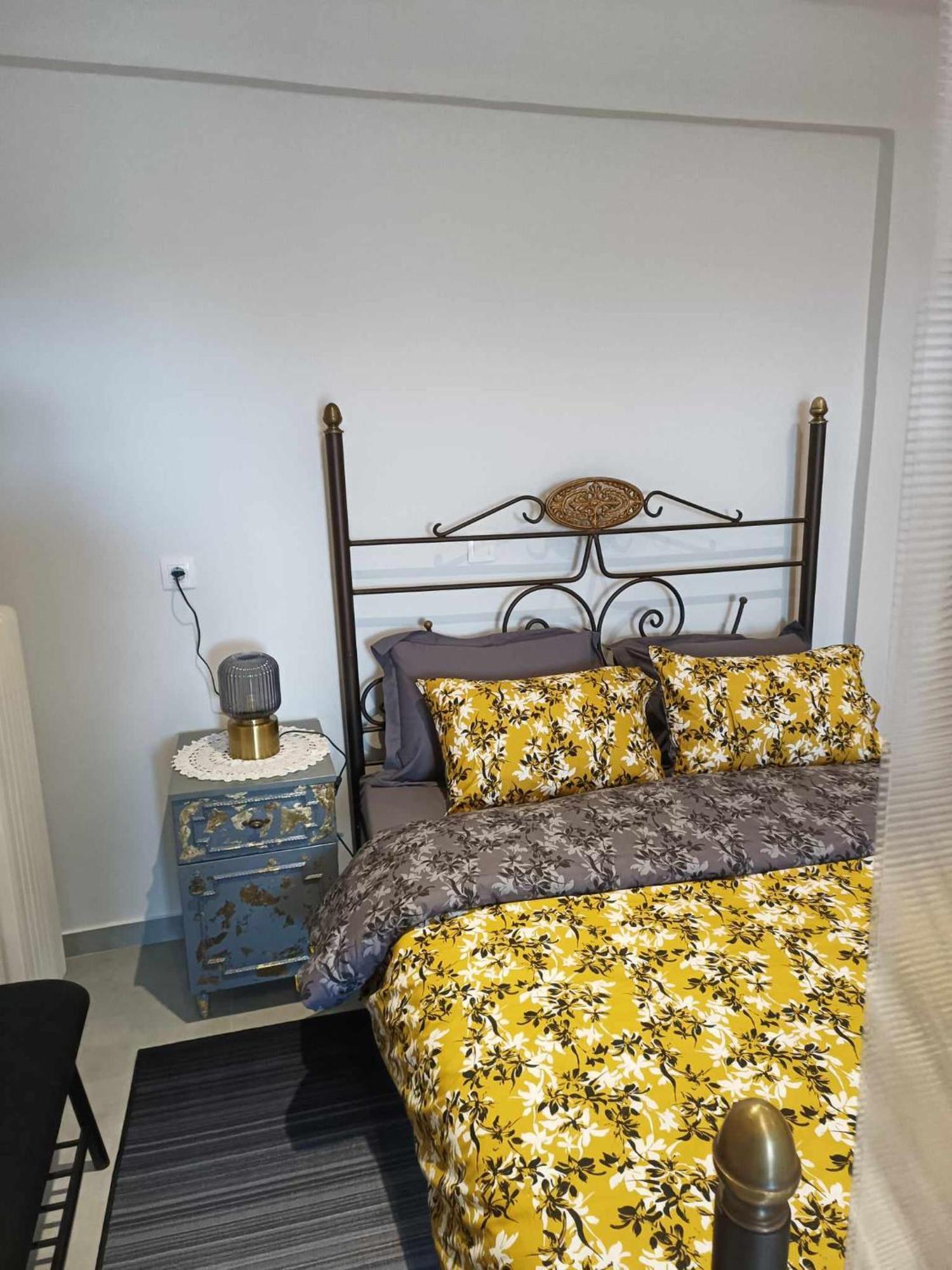 Polys Apartment And Paraskevi Studio With View โตเลเมดา ภายนอก รูปภาพ
